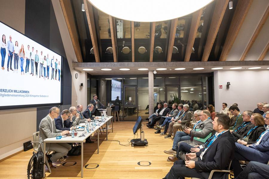 Impressionen der Mitgliederversammlung des Vereins Klimapartner Südbaden e.V.