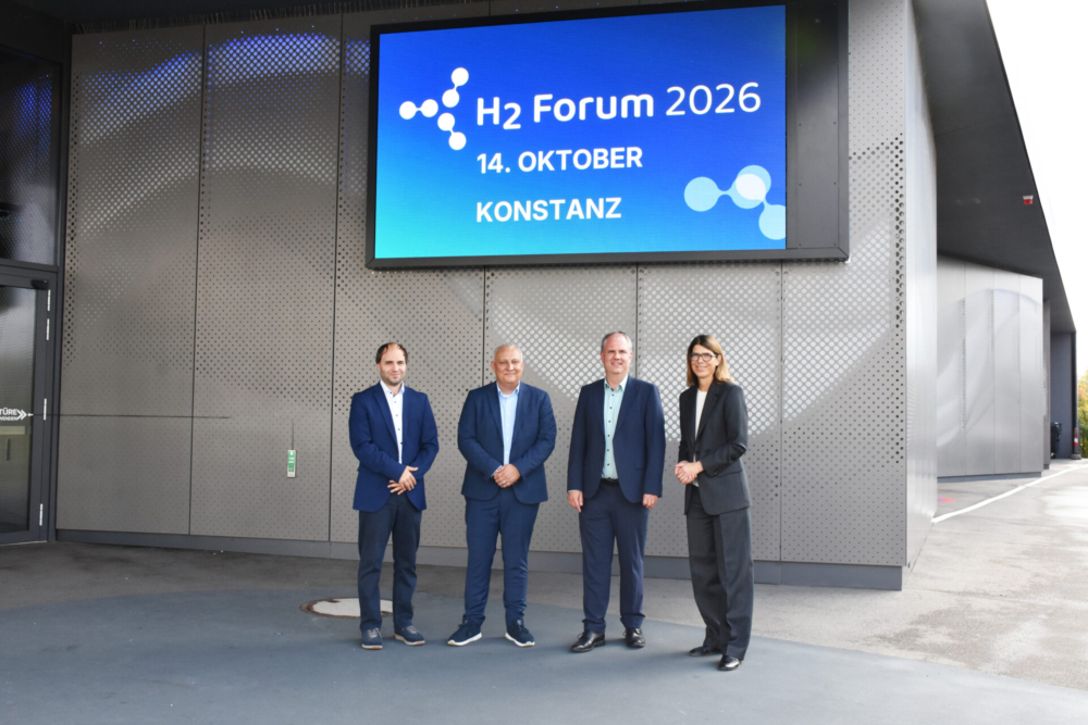 Pressebild H2 Forum 2026 im Bodenseeforum Konstanz Pressebild der Organisatoren des H2 Forums